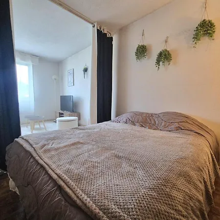 Le Comte - Dans Quartier Annime, Proche De La Gare ! Mae-7294 Daire *